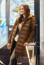 Load image into Gallery viewer, Monari Quilted coat with patch