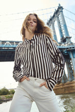Load image into Gallery viewer, Monari Blouse with cord embroidery
