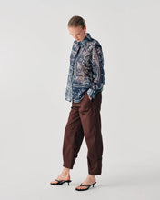 Load image into Gallery viewer, TROUSERS WITH DRAWSTRING AND PATCH POCKETS