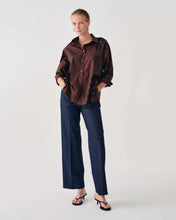 Load image into Gallery viewer, POPLIN SHIRT WITH LACE INSERTS