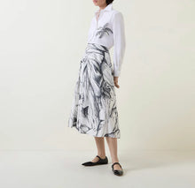 Load image into Gallery viewer, Marella Elam Palm Shirt