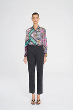 Load image into Gallery viewer, Mela Purdie F854 2822 SOFT SHIRT