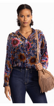 Load image into Gallery viewer, THE OVERSIZED AUDREY SHIRT - SISI BURNOUT