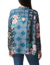 Load image into Gallery viewer, THE AUDREY OVERSIZED BLOUSE - TANDIZ
