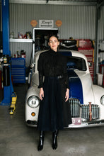 Load image into Gallery viewer, MA. Dainty VEIL Top BLACK