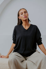 Load image into Gallery viewer, BL6221 Oversize V-Neck Swing Top