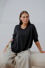 Load image into Gallery viewer, BL6221 Oversize V-Neck Swing Top