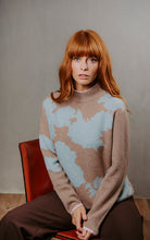 Load image into Gallery viewer, Bridge & Lord Flower Silhouette Jacquard Pullover BL6624