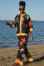 Load image into Gallery viewer, PRE ORDER-STRETCH A LEG Pant