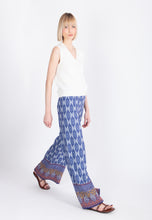 Load image into Gallery viewer, 261773/ 039 Jacquard Pants,Mediterranean Pattern