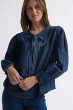 Load image into Gallery viewer, Kireina Kelly Shirt