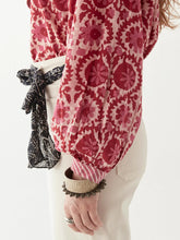 Load image into Gallery viewer, Leandra Blouse - Flamingo Grooves