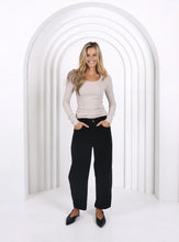 Load image into Gallery viewer, Monaco Jeans TONI BARREL CORD JEANS