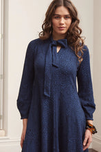 Load image into Gallery viewer, FARMERS WIFE DRESS