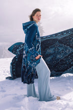 Load image into Gallery viewer, Jacquard Coat with Hoodie, Kilim -Marine