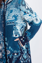 Load image into Gallery viewer, Jacquard Coat with Hoodie, Kilim -Marine