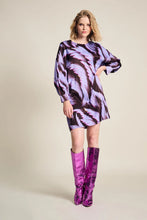 Load image into Gallery viewer, DRESS SATIN FEATHERS