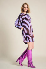 Load image into Gallery viewer, DRESS SATIN FEATHERS