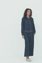 Load and play video in Gallery viewer, VERGE Enthrall Jacket 9849
