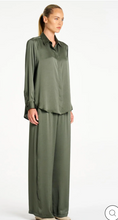 Load image into Gallery viewer, Mela Purdie F6192822 Soft Shirt