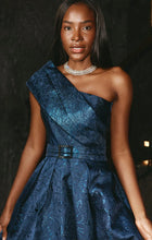 Load image into Gallery viewer, TWILIGHT GOWN
