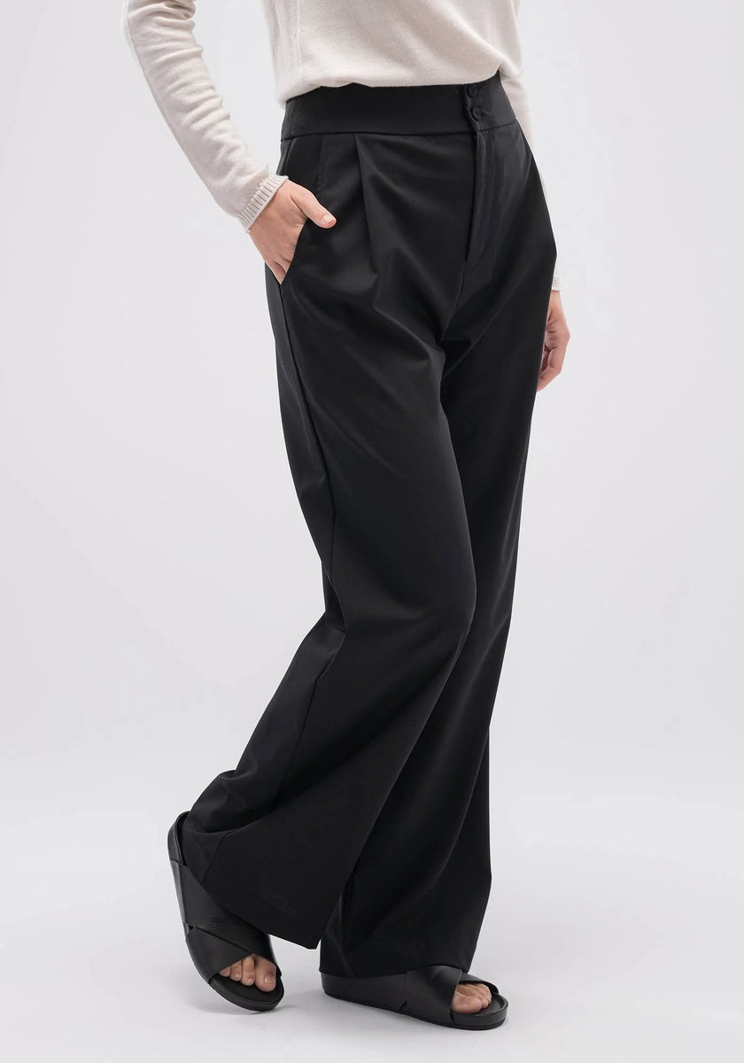 Step Hem Ankle Pants Black Pique - Estelle and Finn