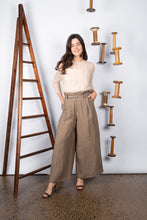 Load image into Gallery viewer, Ma Dainty Downtown pant
