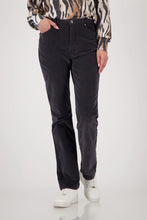 Load image into Gallery viewer, Monari Velvet pants
