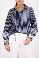 Load image into Gallery viewer, Monari Blouse with lace
