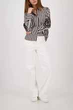 Load image into Gallery viewer, Monari Blouse with cord embroidery
