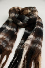 Load image into Gallery viewer, Monari  Flannel Check Scarf

