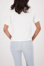 Load image into Gallery viewer, Monari T-shirt with dog print
