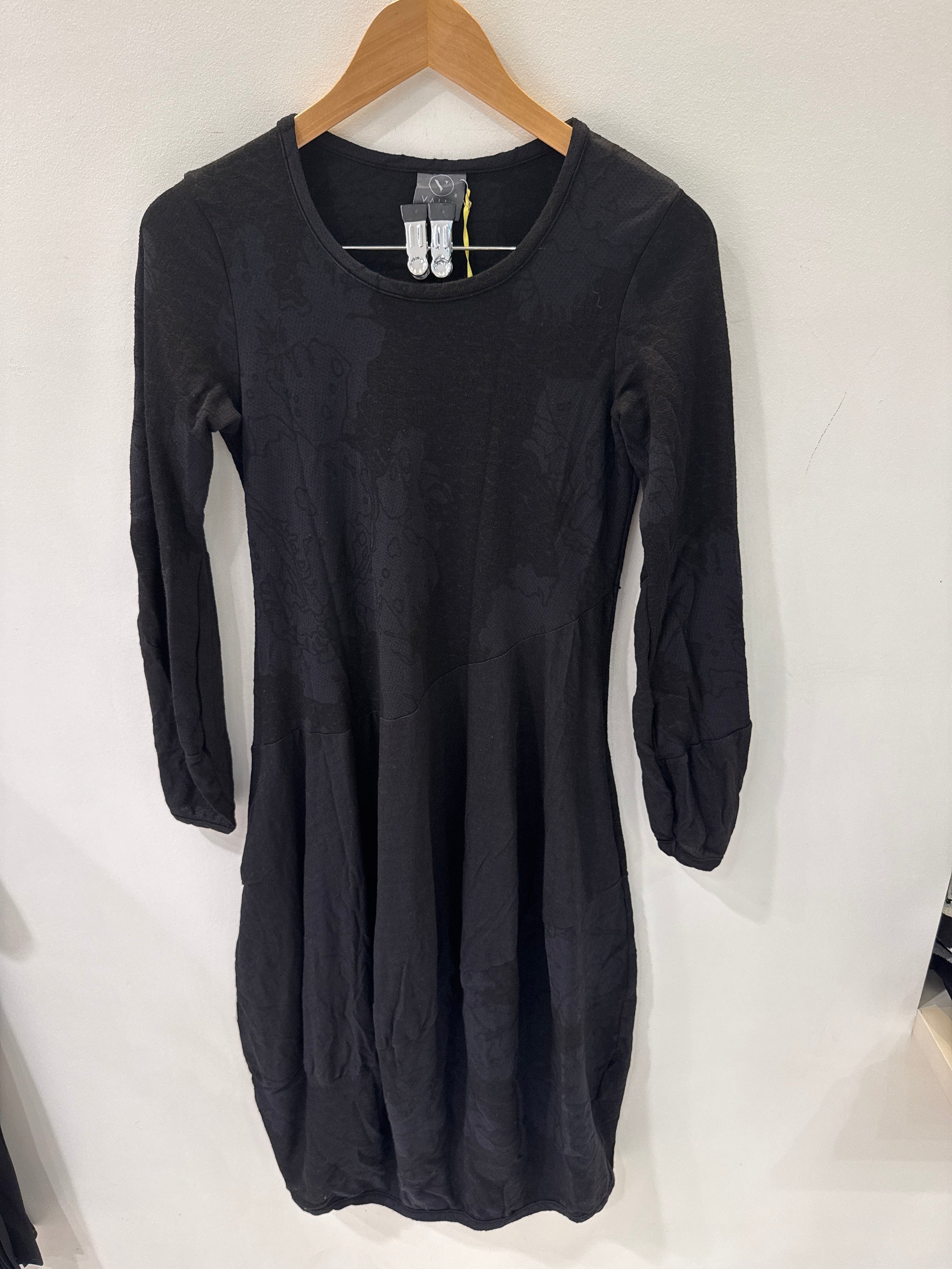 HYDRANGEA DRESS BLACK