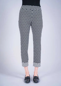 Lisette L Reversible Squares Print 26" 1258