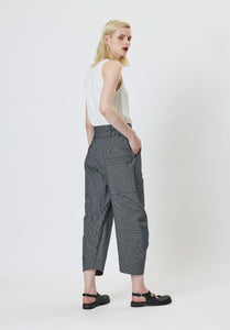 CURVE LEG PANT 3/4 BLACK STRIPE