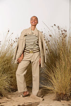 Load image into Gallery viewer, MA. Dainty CROFT JACKET
