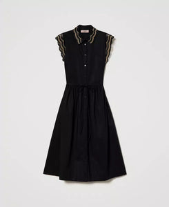 Long poplin shirt dress with two-tone lace