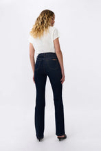 Load image into Gallery viewer, Kireina Vacay Jean | Long - Indigo

