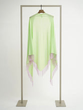Load image into Gallery viewer, Herzens Angelegenheit -Triangle scarf 5000
