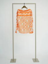 Load image into Gallery viewer, Herzens Angelegenheit Blouse with a shirt collar 6156
