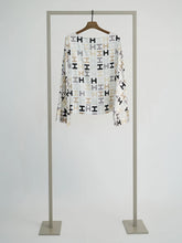 Load image into Gallery viewer, Herzens Angelegenheit Round neck blouse 6160
