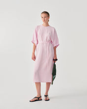 Load image into Gallery viewer, MIDI DRESS WITH WAIST BELT
