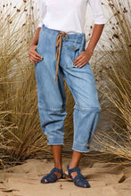 Load image into Gallery viewer, MA DAINTY TRUCKER JEAN | VINTAGE WASH DTY03911J
