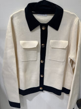 Load image into Gallery viewer, ALESSANDRA -QUEENS JACKET
