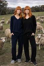 Load image into Gallery viewer, Queen V-Neck Curved Hem
