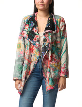 Load image into Gallery viewer, JOAN WRAP SHERPA JCKT (REVERSIBLE)- AKKI
