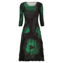 Load image into Gallery viewer, NEW 3/4 SLEEVE SMASH  POCKET  FOREST ROSE
