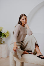 Load image into Gallery viewer, BL6214  Horizontal Knit Dolman Pullover
