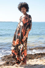 Load image into Gallery viewer, Curate  CLEAN SWEEP Dress
