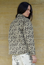 Load image into Gallery viewer, INVENT THE FUTURE Jacket
